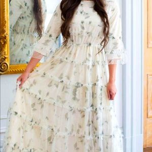 Dainty Jewell’s Dress XS